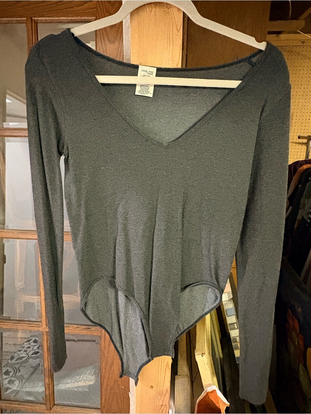 Long-Sleeve V-Neck Women's Bodysuit - Charcoal